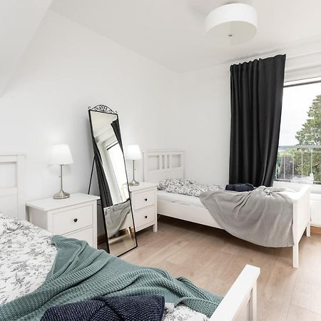 Апартаменты Apartament Marino Устроне-Морске Экстерьер фото