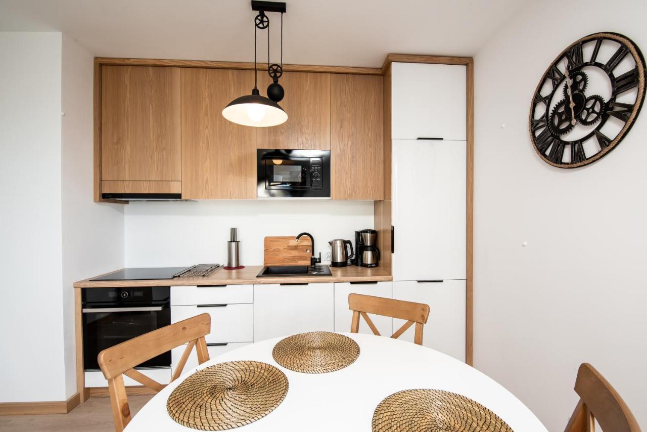 Апартаменты Apartament Marino Устроне-Морске Экстерьер фото