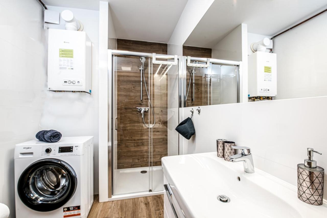 Апартаменты Apartament Marino Устроне-Морске Экстерьер фото