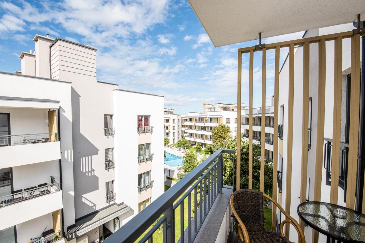 Апартаменты Apartament Marino Устроне-Морске Экстерьер фото